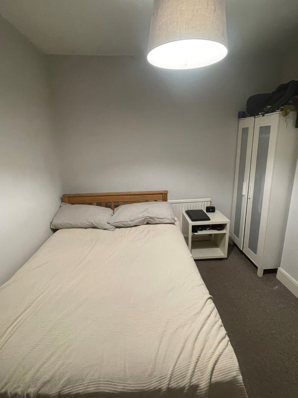 Room Roseberry Park in Bristol