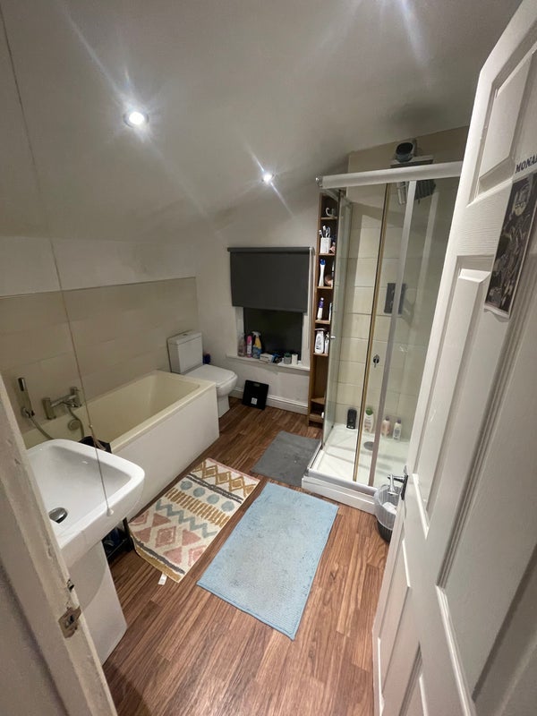Room Roseberry Park in Bristol