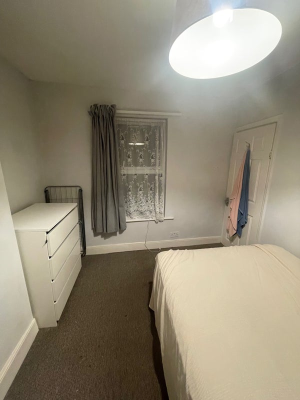 Room Roseberry Park in Bristol