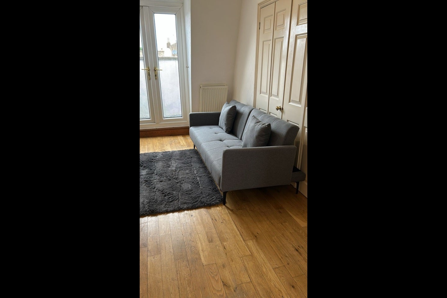 Flat Jackson Road in Greater London
