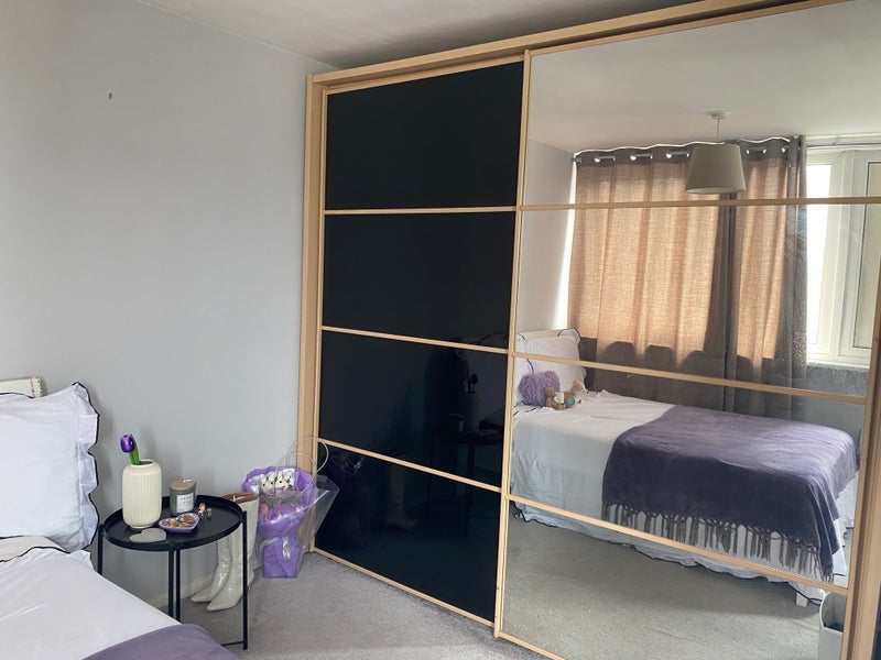Room Snowshill Road in Greater London