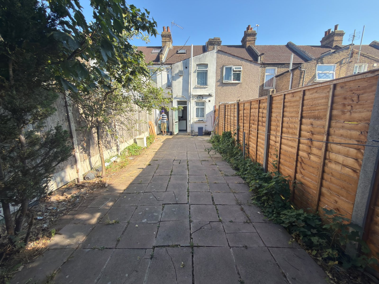 House Stanley Road in Greater London