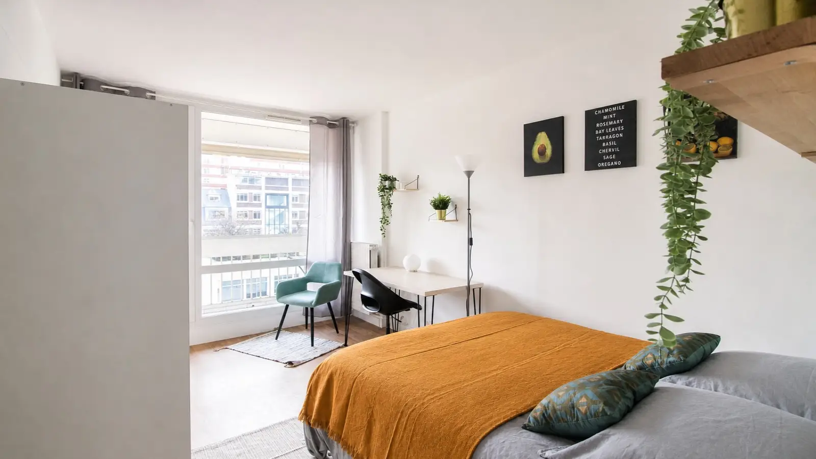 Chambre Rue d'Alsace à Levallois-Perret