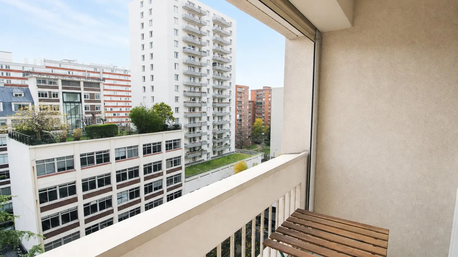 Chambre Rue d'Alsace à Levallois-Perret
