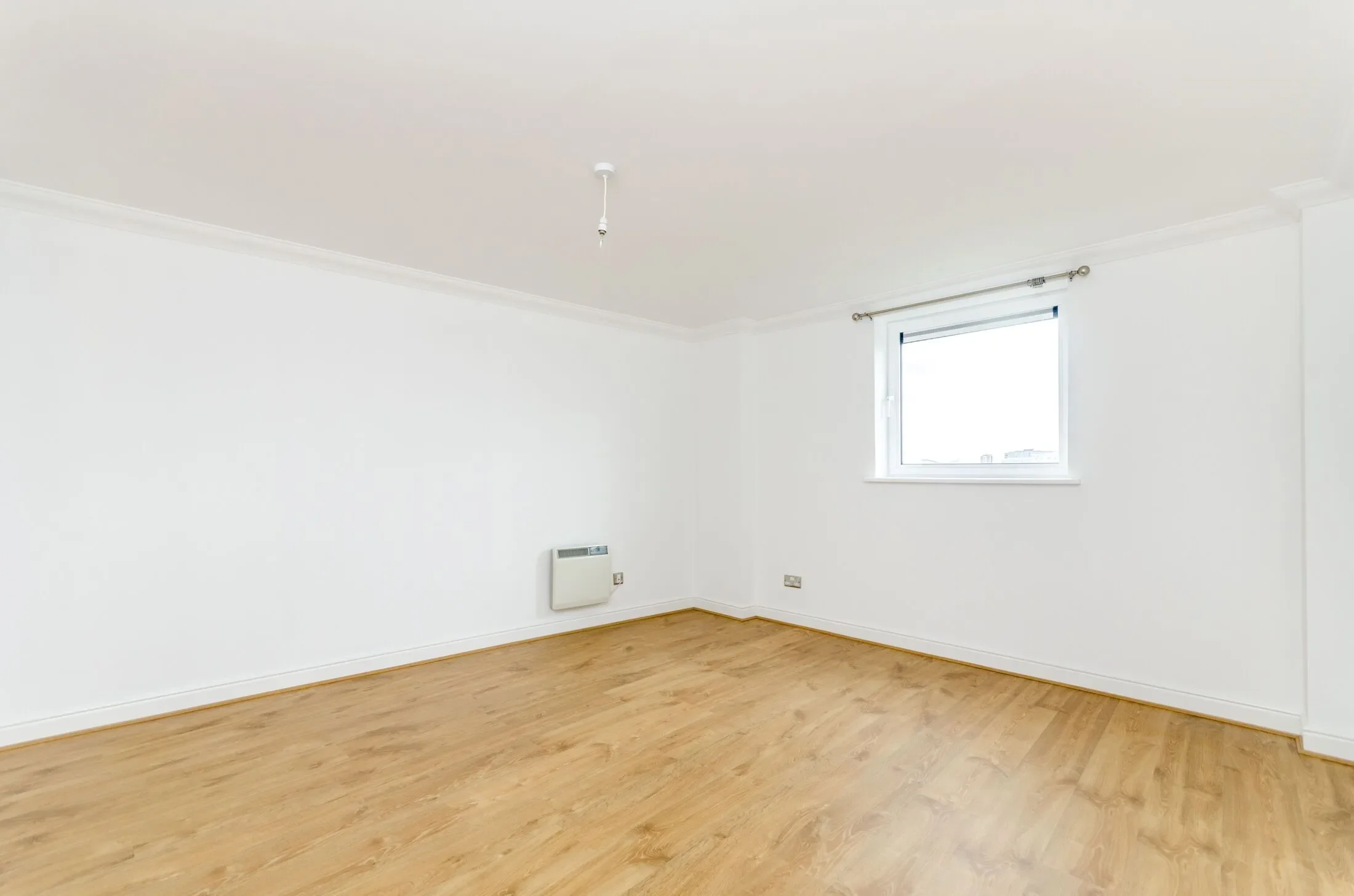 Flat Marlowe Path in Greater London