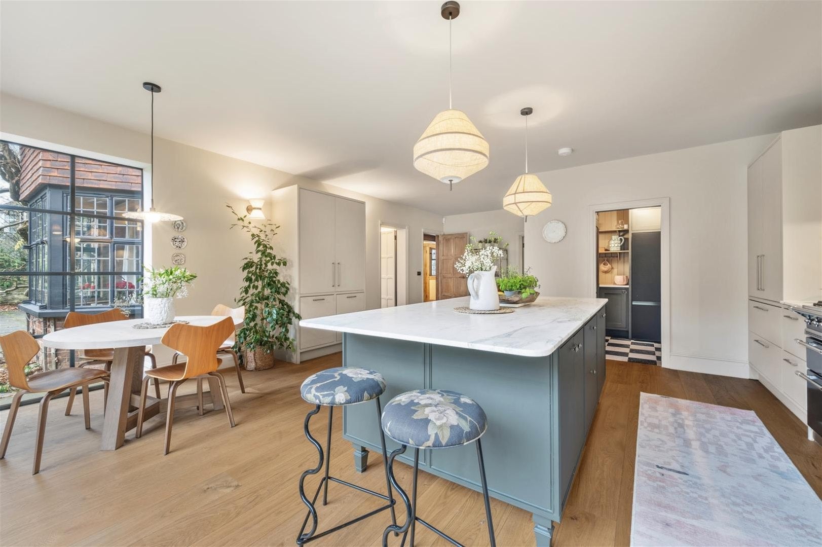 House Ellerton Road in Greater London