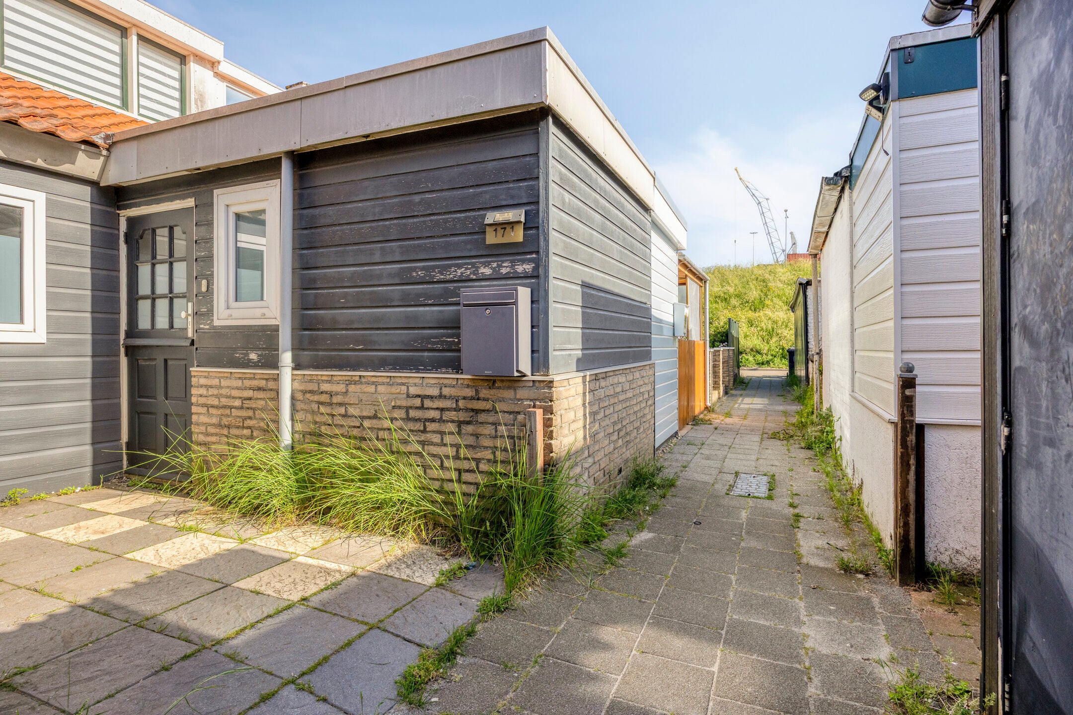 Tussenwoning te koop: Benedenrijweg 171, Rotterdam