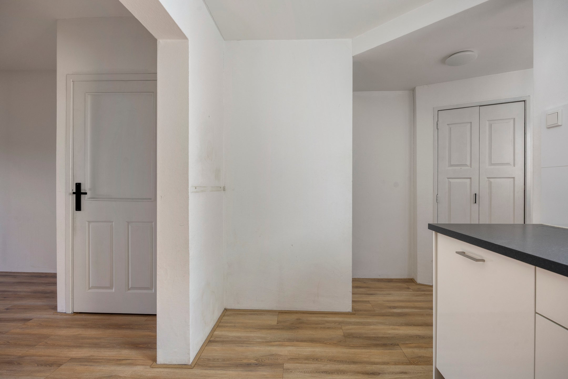 Tussenwoning te koop: Benedenrijweg 171, Rotterdam