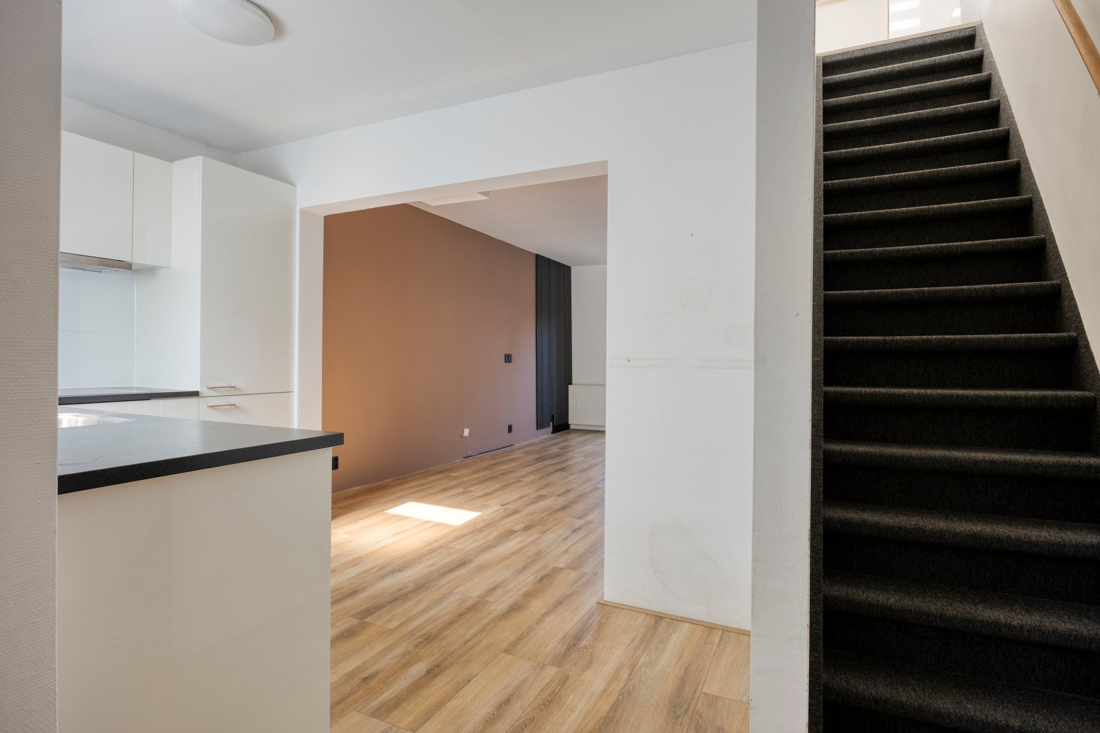 Tussenwoning te koop: Benedenrijweg 171, Rotterdam