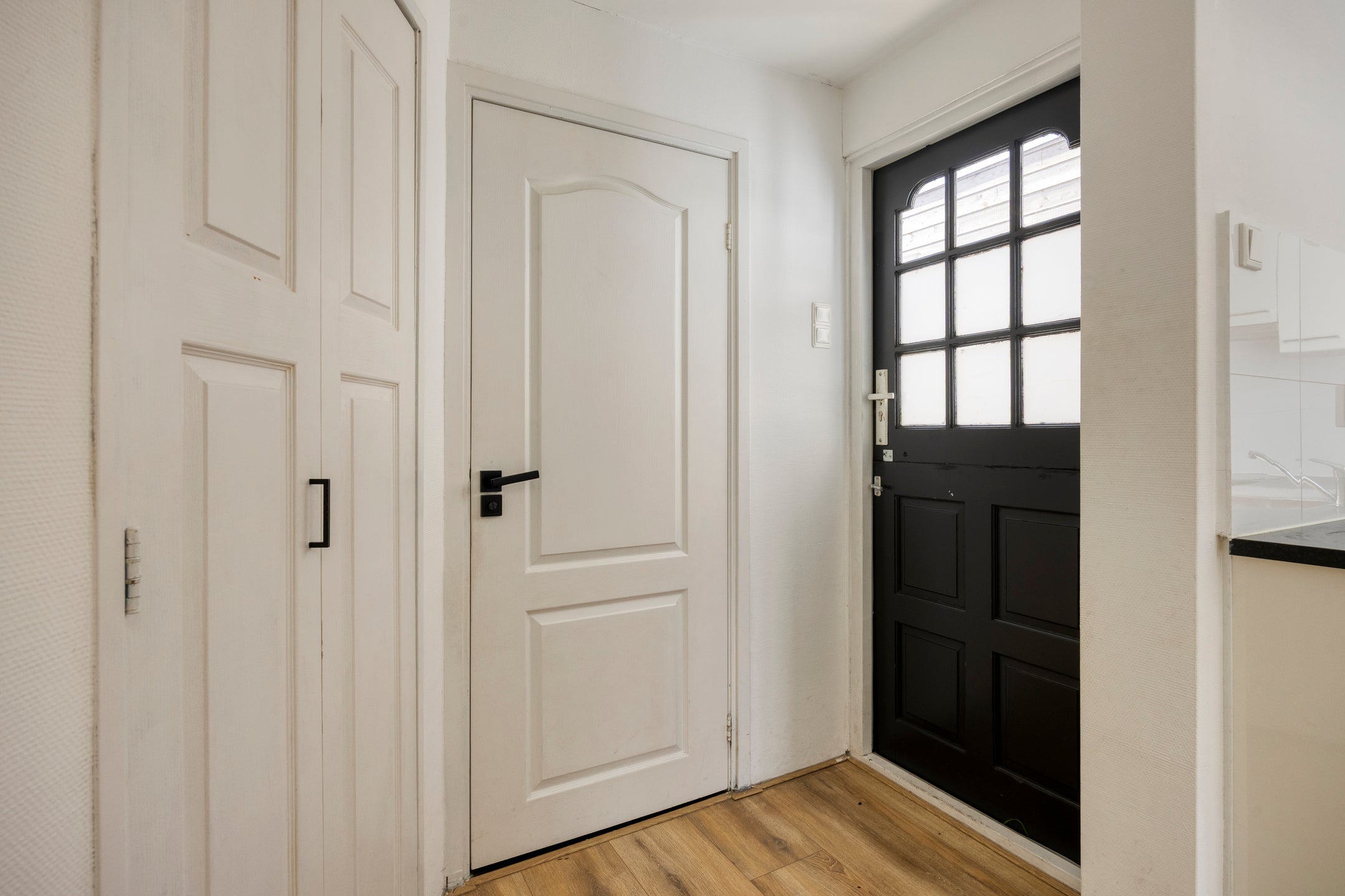 Tussenwoning te koop: Benedenrijweg 171, Rotterdam