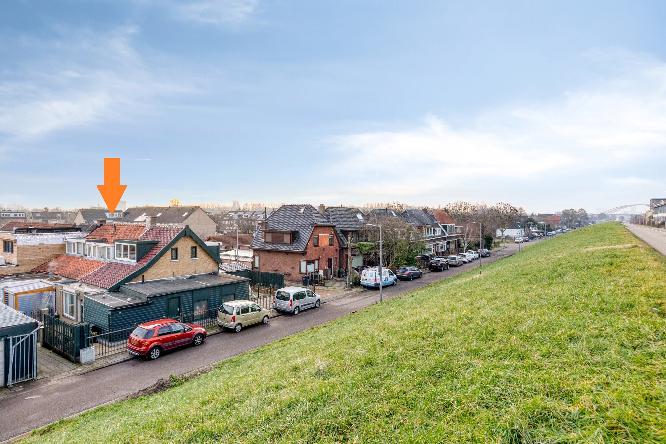 Tussenwoning te koop: Benedenrijweg 171, Rotterdam