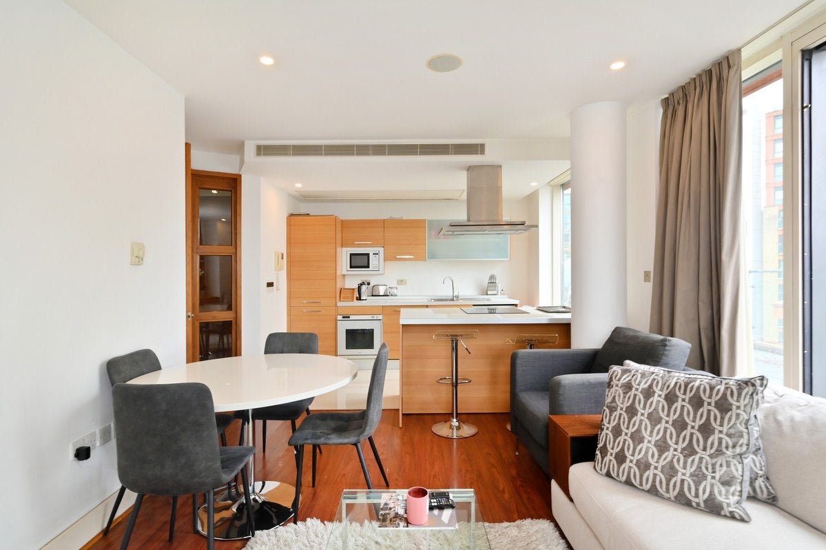 Flat Praed Street in City of Westminster