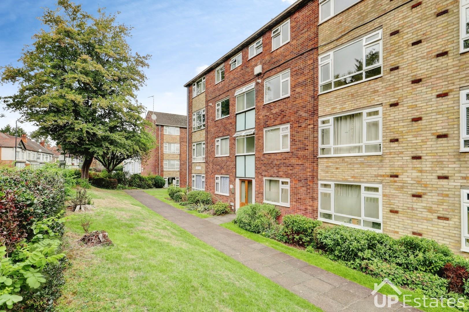 Flat St Nicholas Street in Coventry