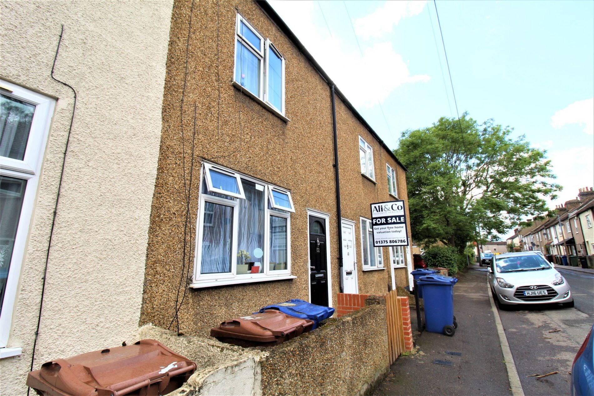 House Grove Road in Grays