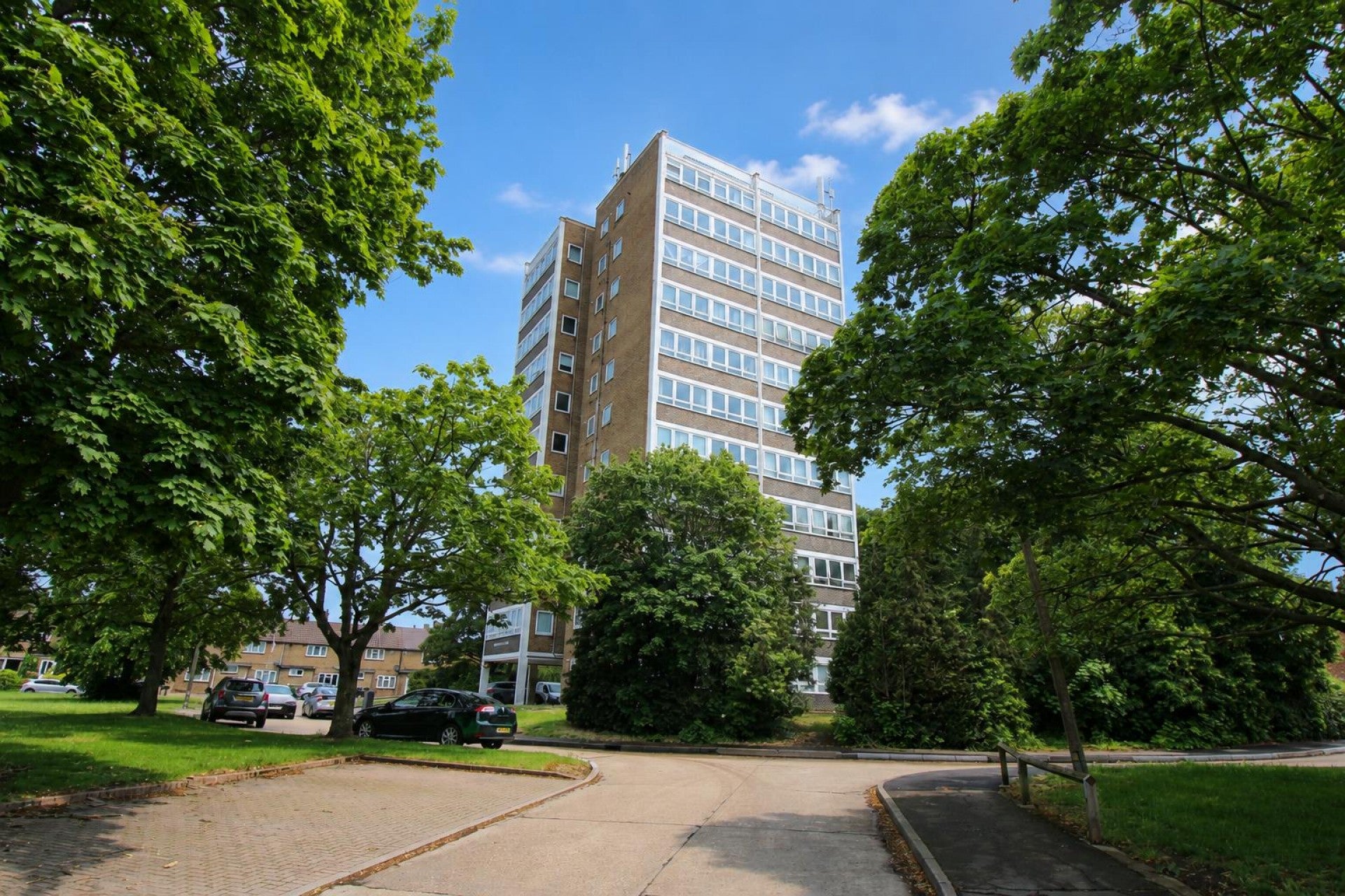 Flat Pennymead in Harlow