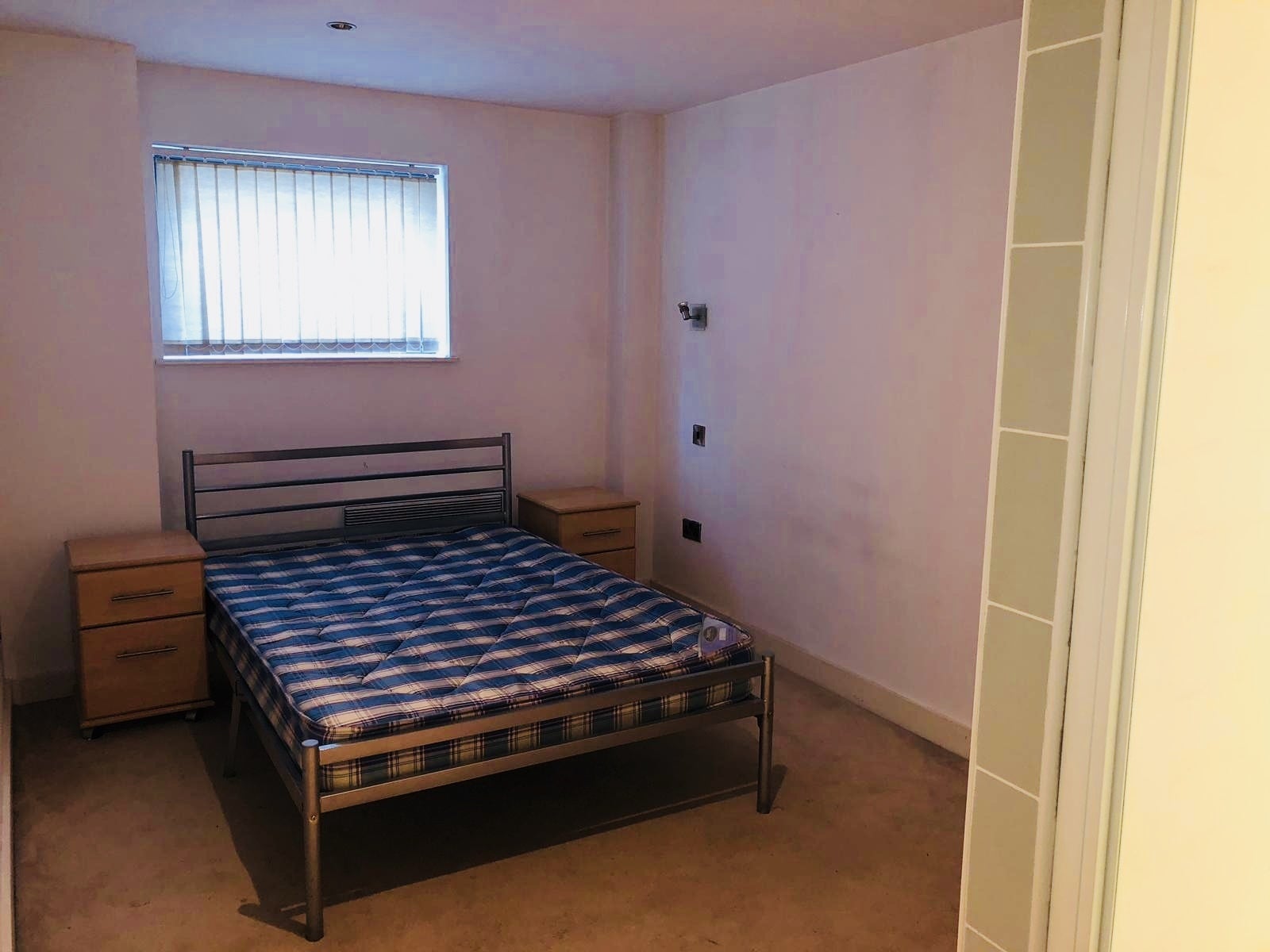 Flat Isaac Way in Manchester
