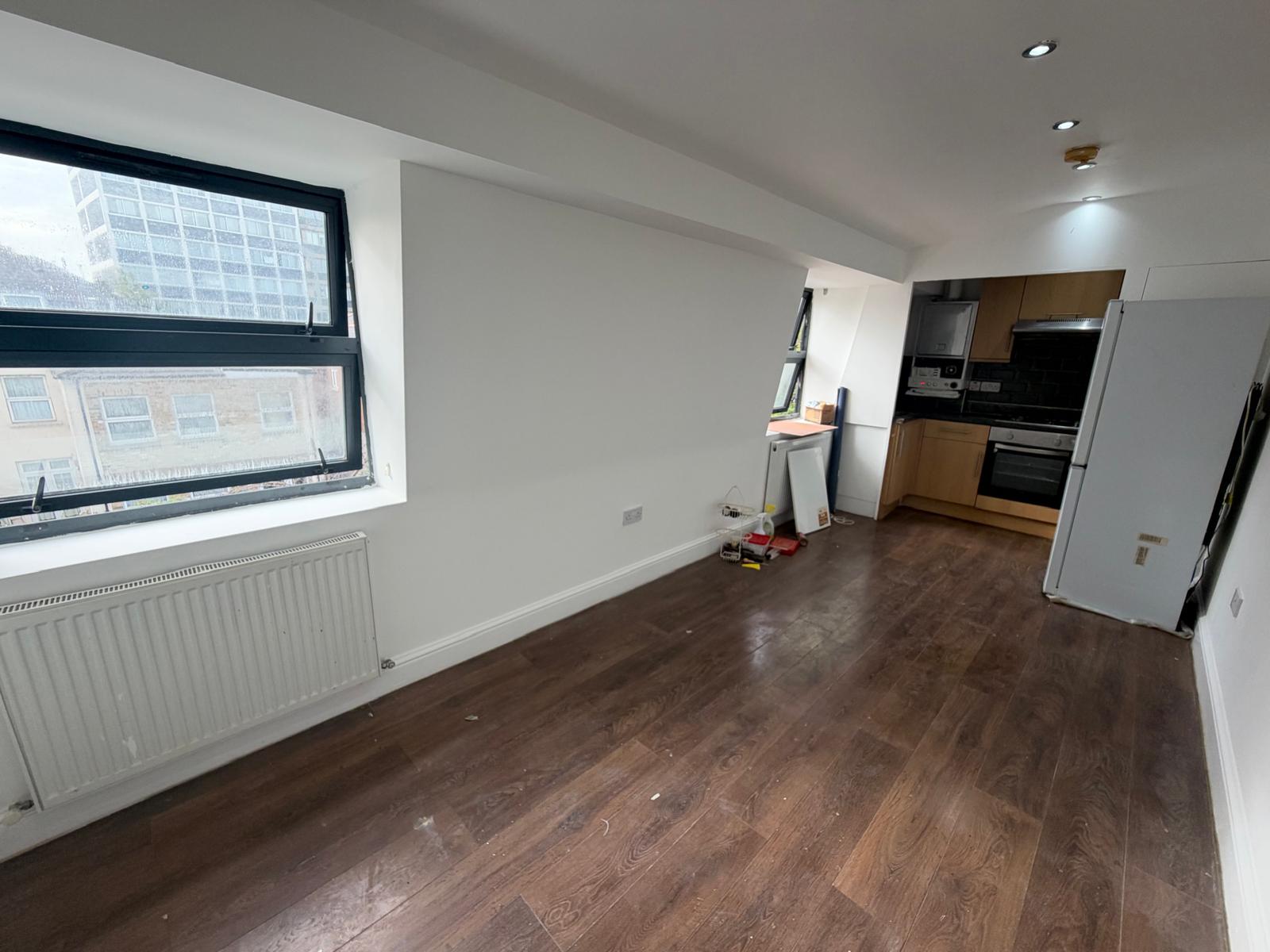 Flat Sprowston Mews in Greater London