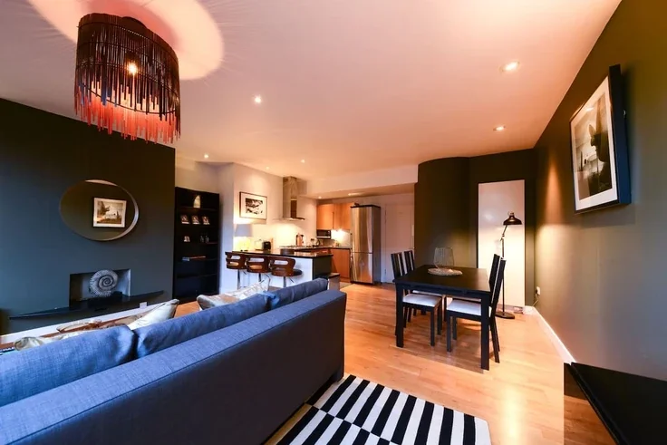 Flat Rowallan Road in Greater London