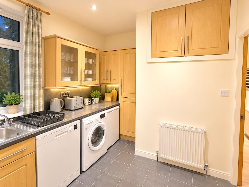 Flat Hutchison Crossway in City of Edinburgh