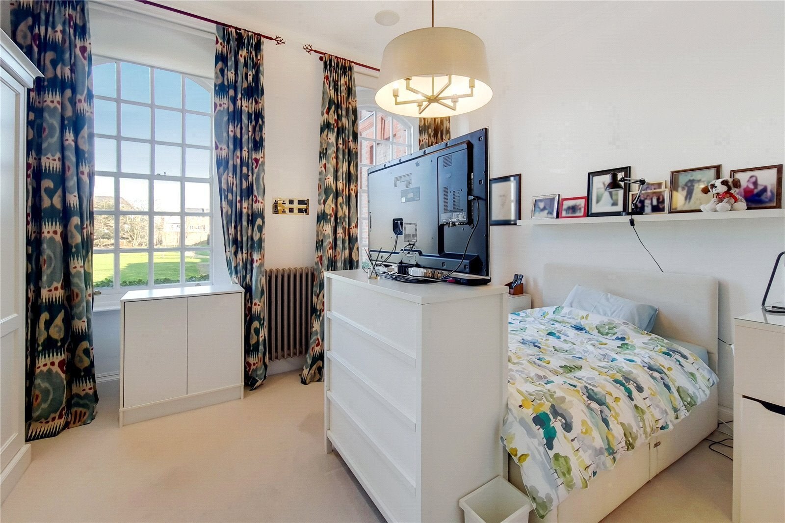 Flat Roehampton Lane in Greater London