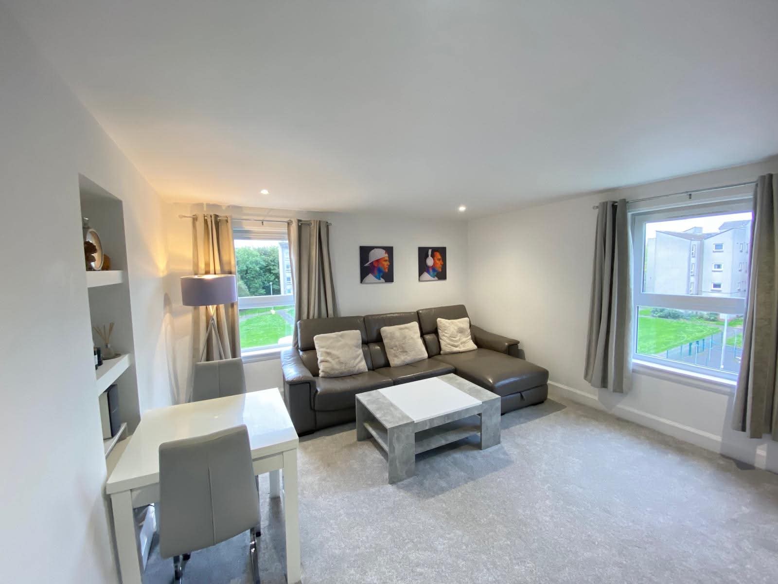 Flat Kingsknowe Court in City of Edinburgh