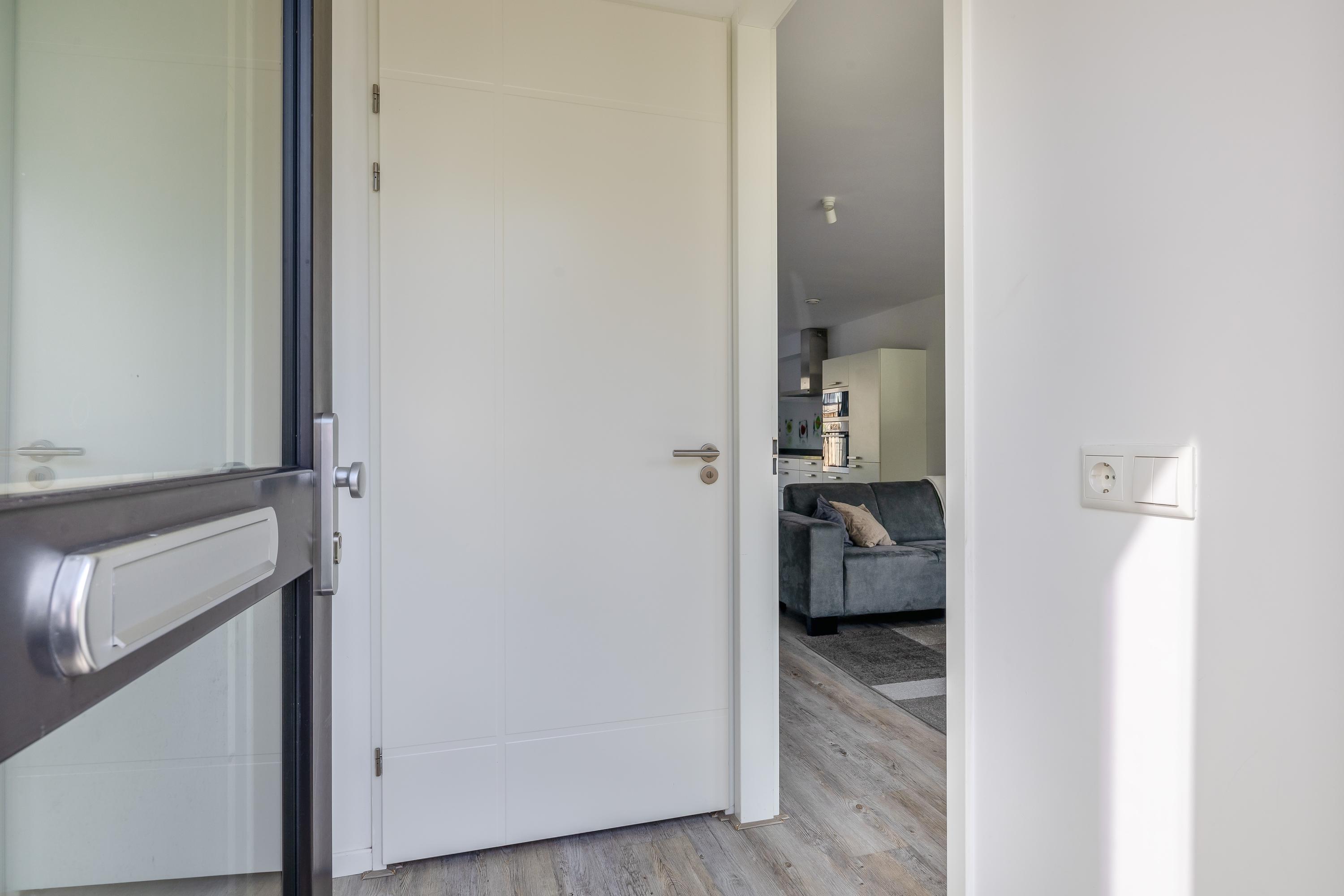 Tussenwoning te koop: Virginia Gaaipad 9, Rotterdam