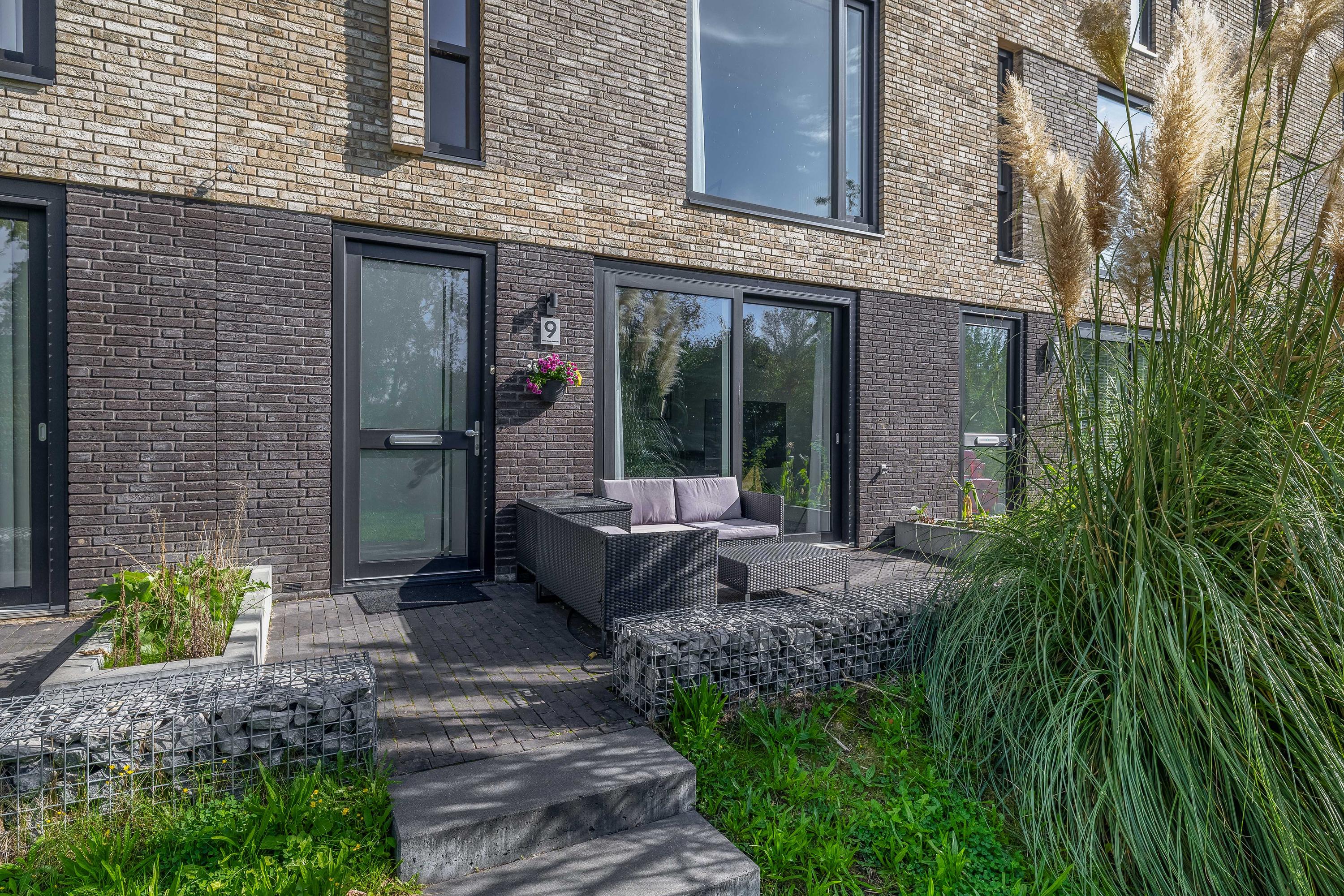 Tussenwoning te koop: Virginia Gaaipad 9, Rotterdam