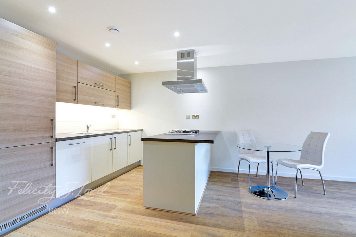 Flat Joseph Street in Greater London