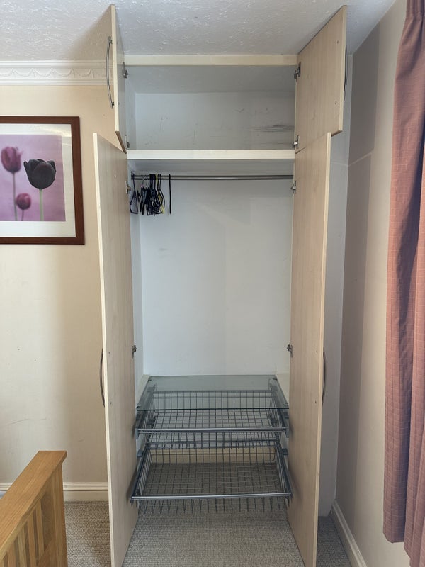 Room Ellsworth Street in Greater London