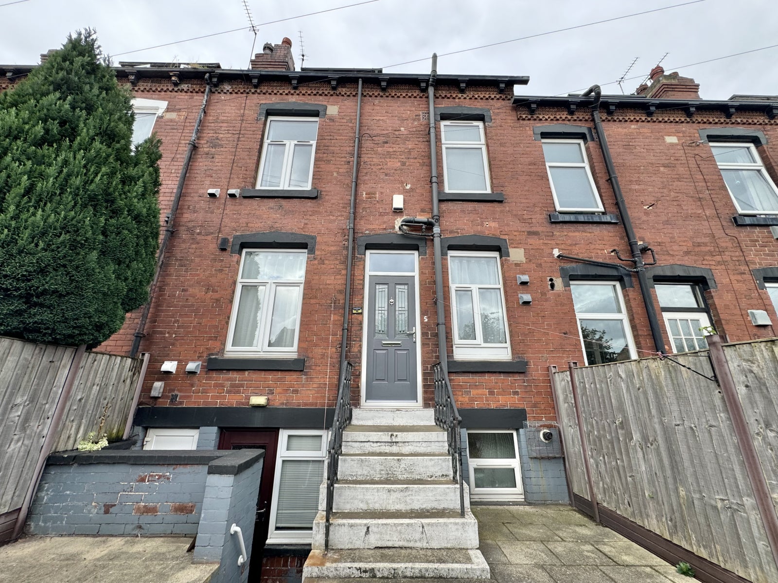 House Oakley Terrace in Leeds