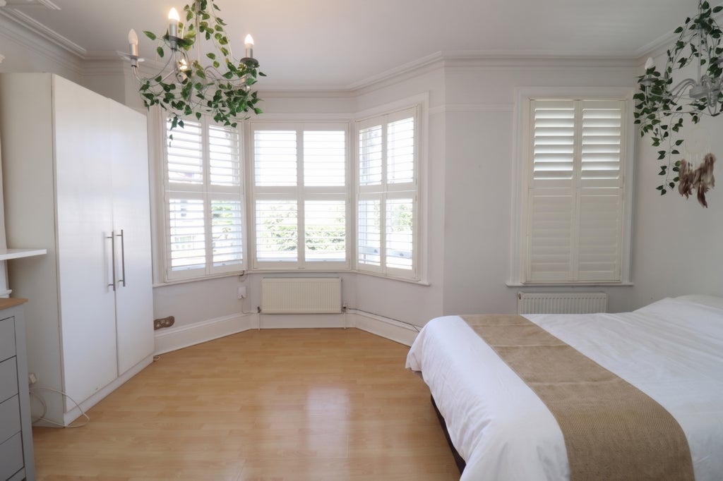 Room Globe Road in Greater London