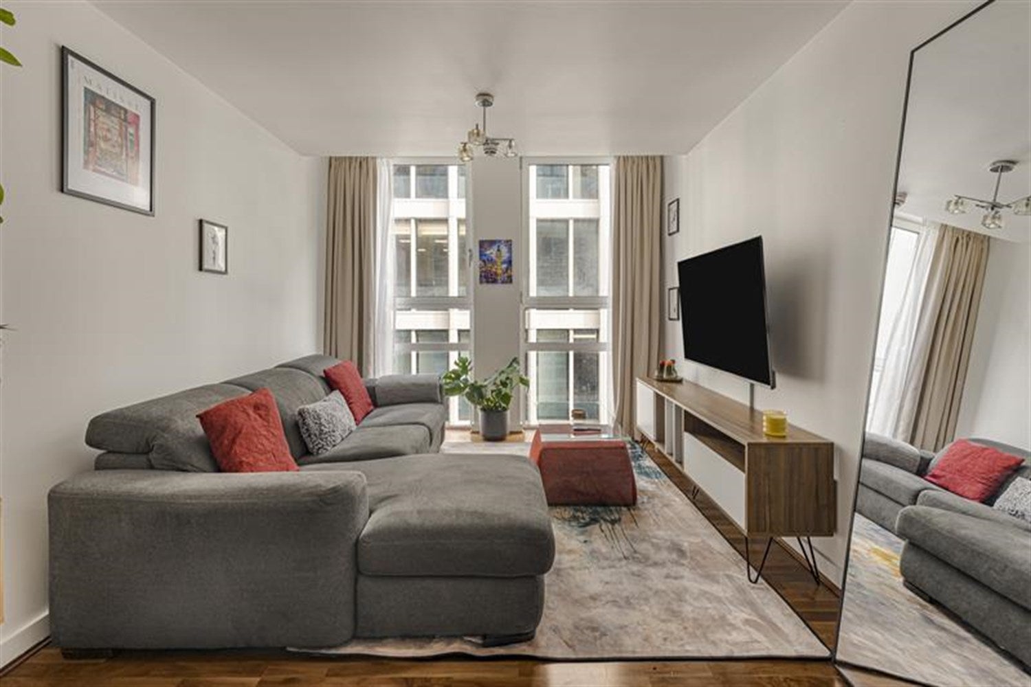 Flat Lambs Conduit Passage in Greater London