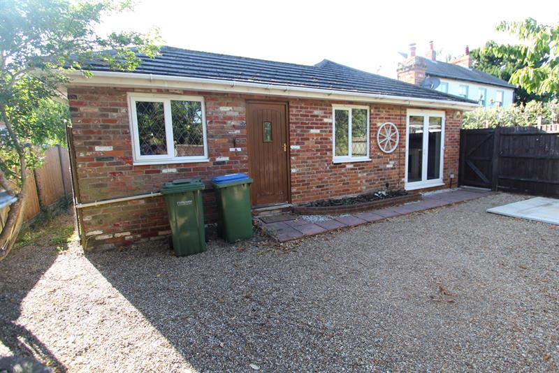 House Grove Road in Fareham