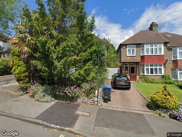 Room Woodmansterne Road in Greater London