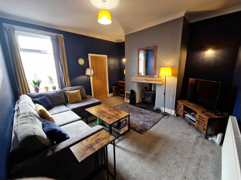 Room Woodbine Avenue in North Tyneside