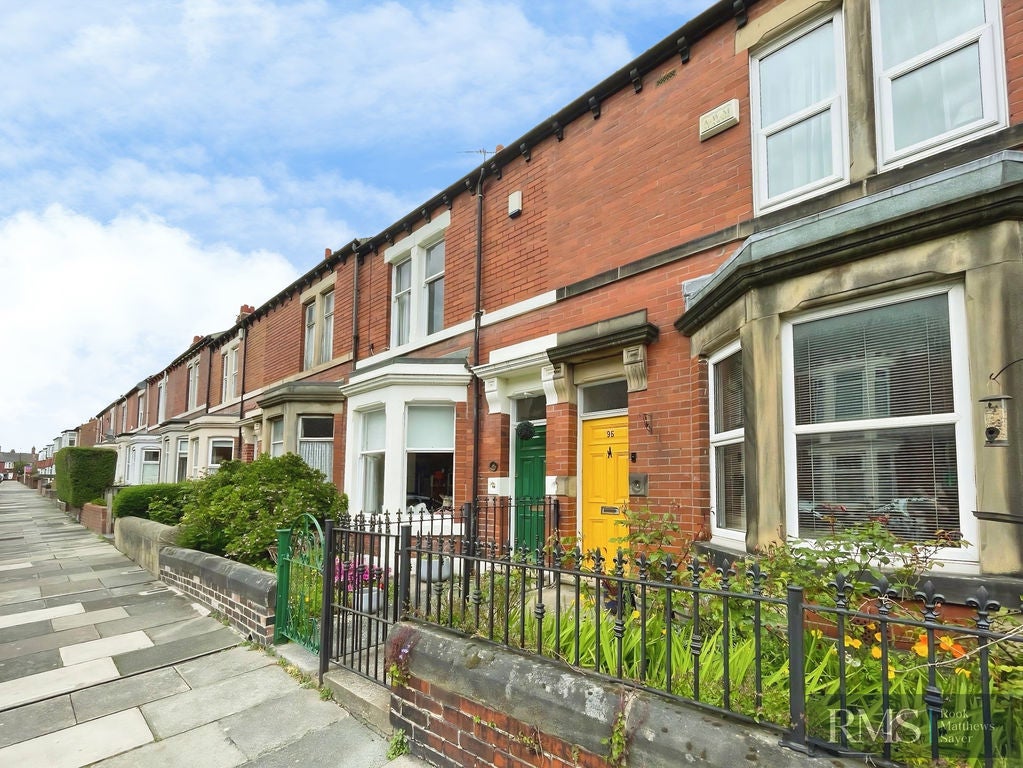 House Biddlestone Road in Newcastle upon Tyne