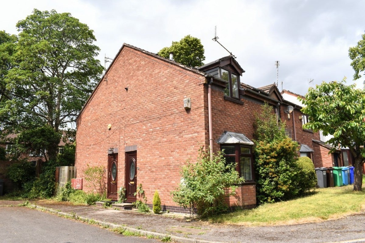 House Birch Grove in Manchester