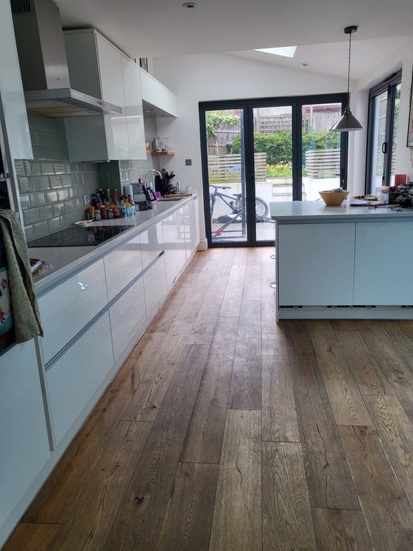 Room Selsdon Road in Greater London