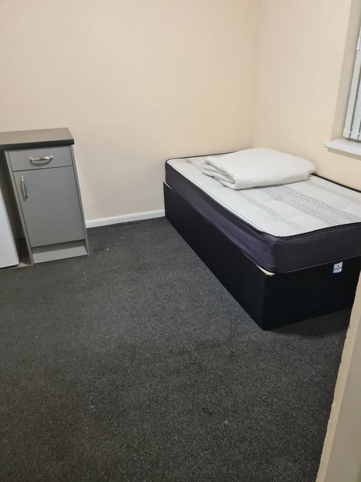 Room Stratford Walk in Birmingham