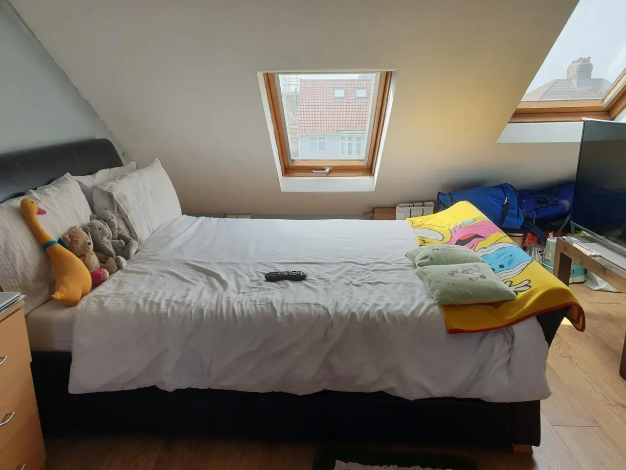 Flat Cardington Square in Greater London