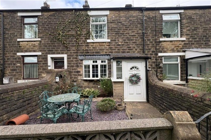 House Woolley Lane in Tameside