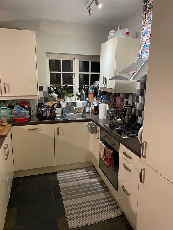 Room Lyham Road in Greater London