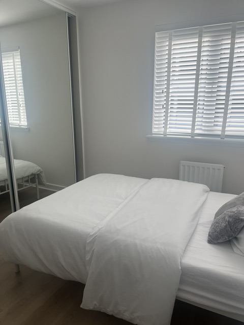 Room Chalmers Street in Clydebank
