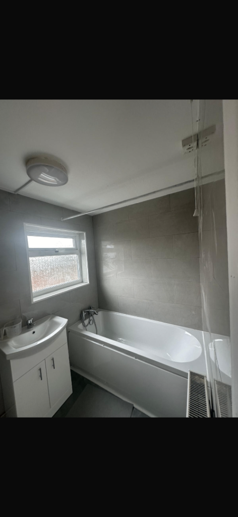 House Farnworth Close in Duston