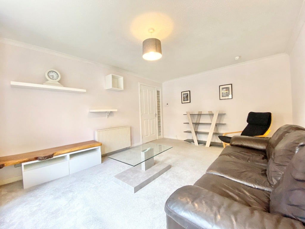Flat North Woodside Road in Glasgow