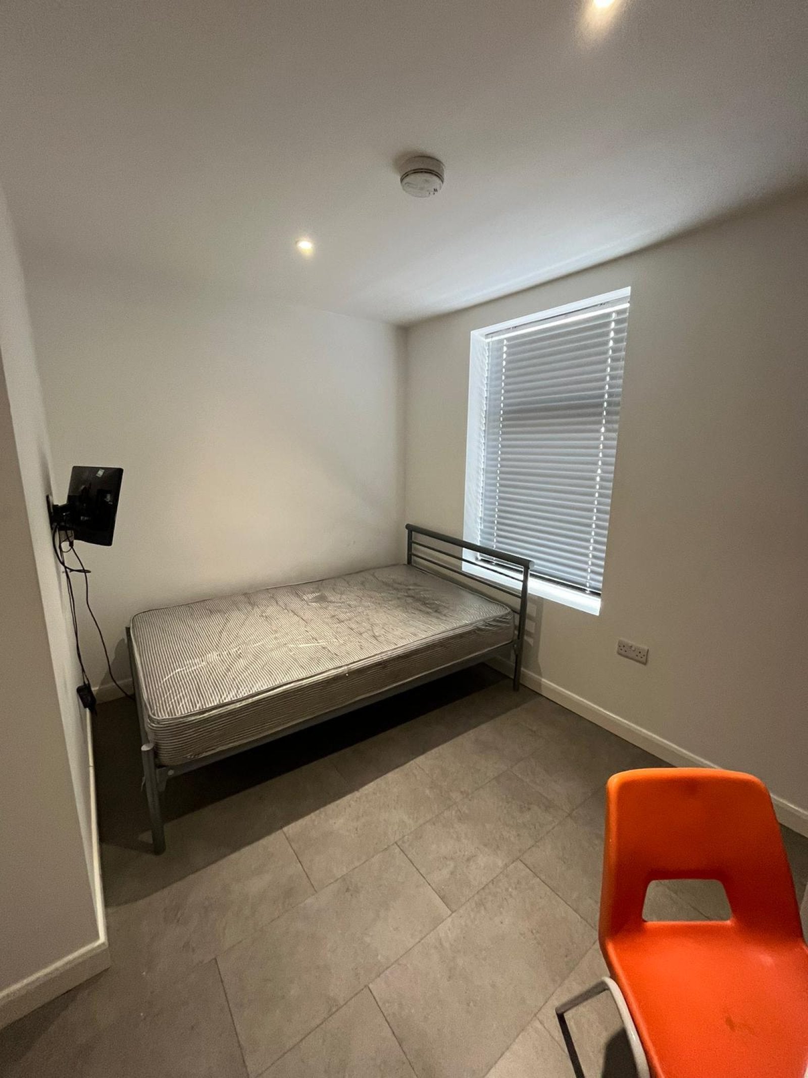 Room Conway Street in Stoke-on-Trent