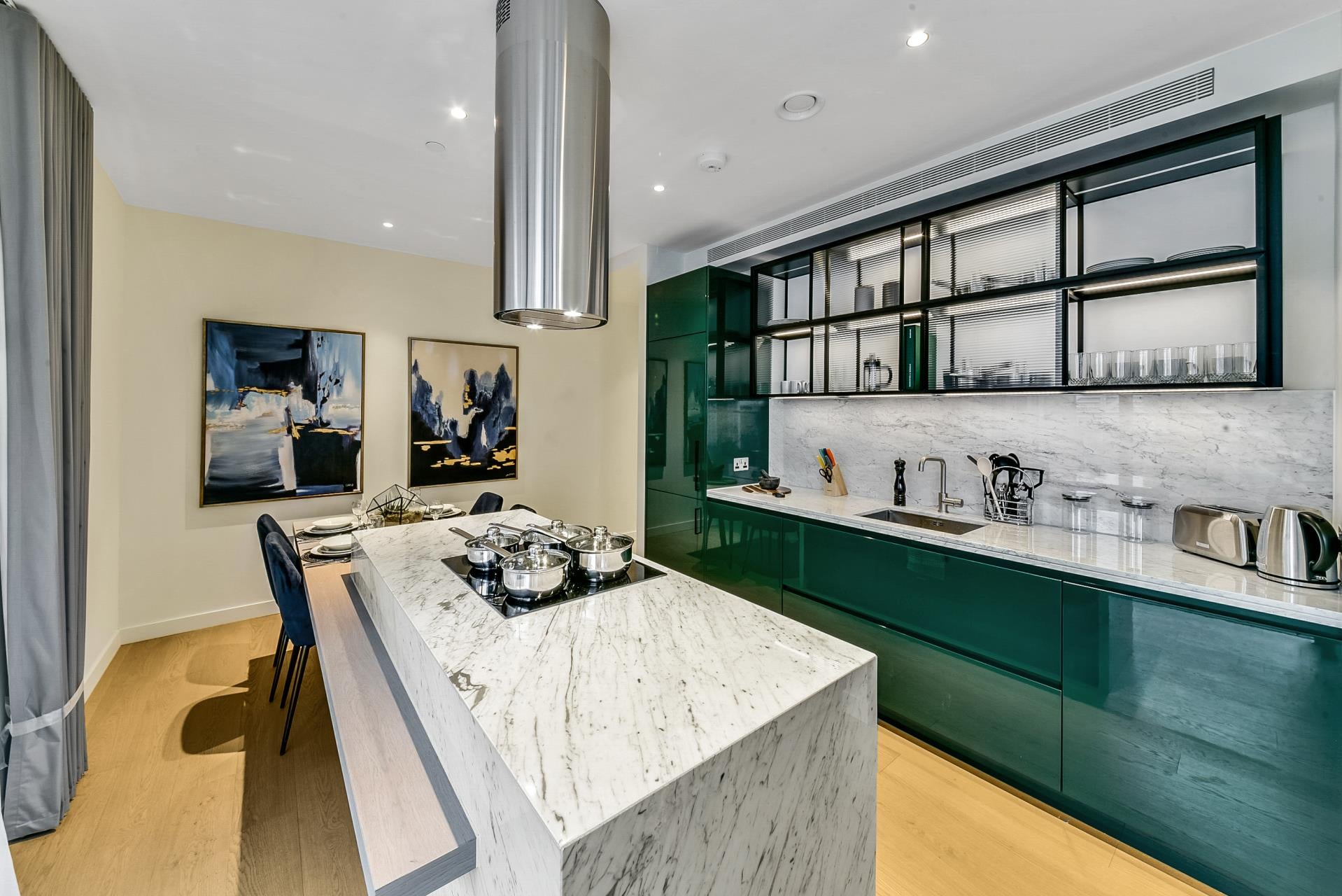Flat Burdett Road in Greater London