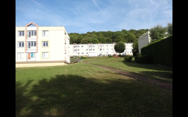 Flat Rue Henri Barbusse in Grand-Couronne