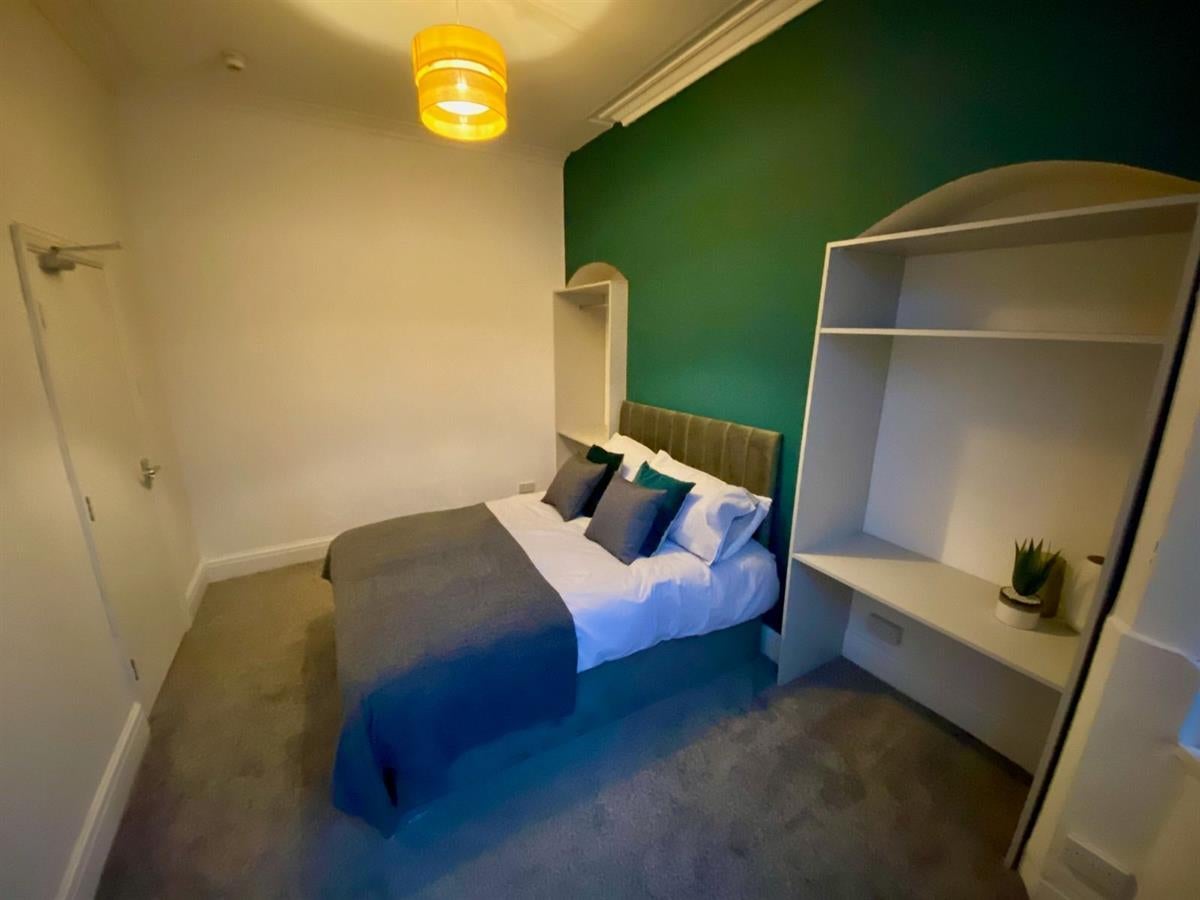 Room Ella Street in Hull