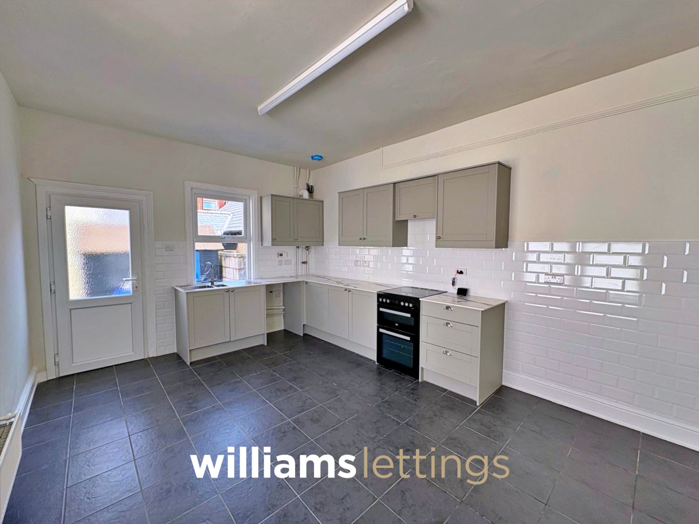 Flat Kings' Avenue in Prestatyn